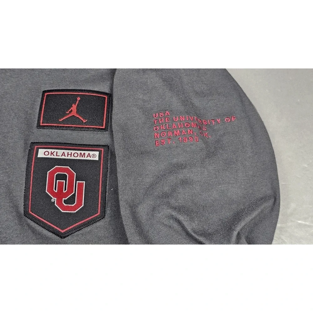Jordan Oklahoma Sooners Hoodie Mens Medium. Gray Football Salute To‎ Service